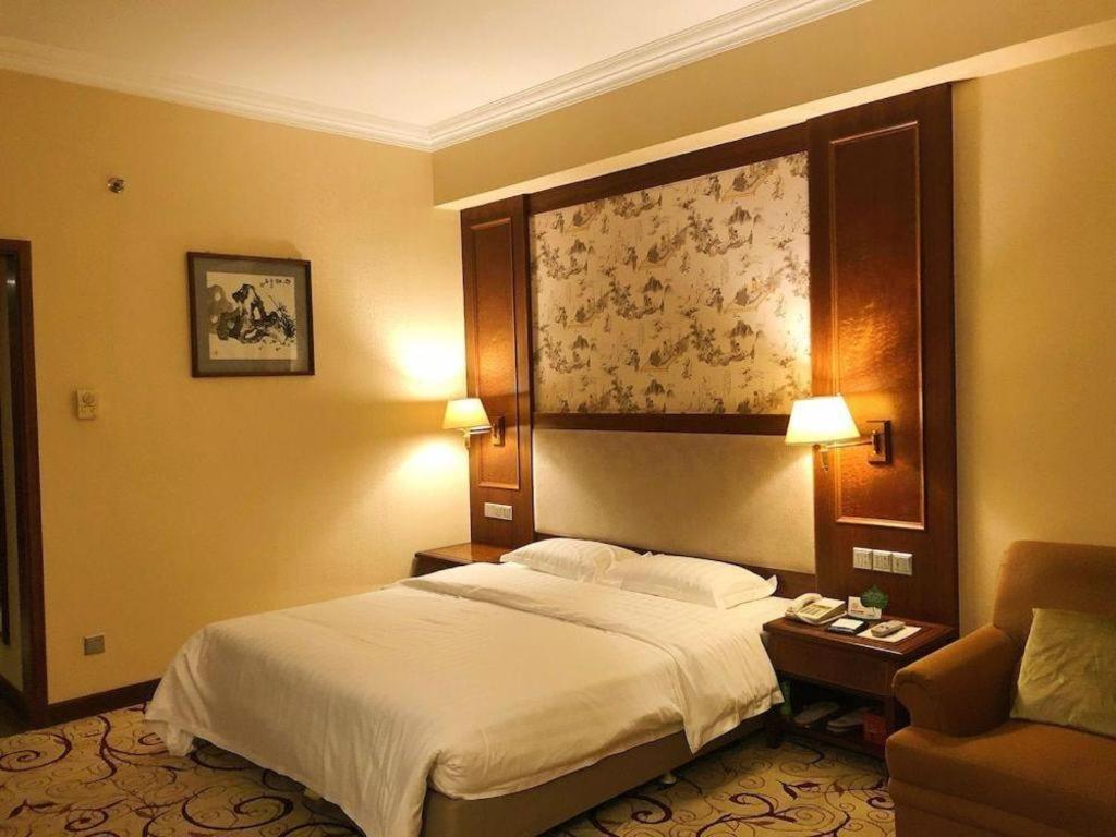 Gladden Hotel Tiantangwei Exterior foto